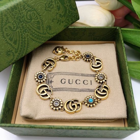 Gucci Floral Shaped Delicate Bracelet
