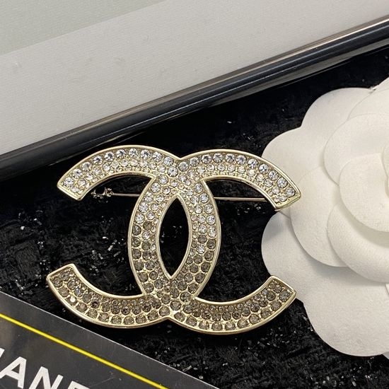 Chanel Gradient Black Brooch Premium Chic Design