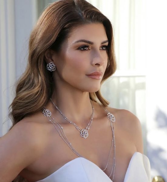 Piaget Hollow Rose Full Diamond Necklace