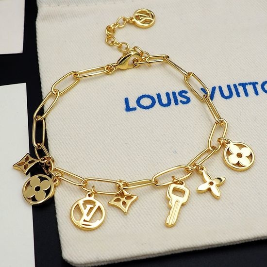 Louis Vuitton LV Key Charm Decorated Chain Bracelet