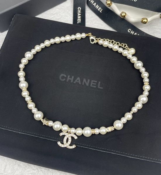Chanel Rhinestone Pearl Choker Necklace