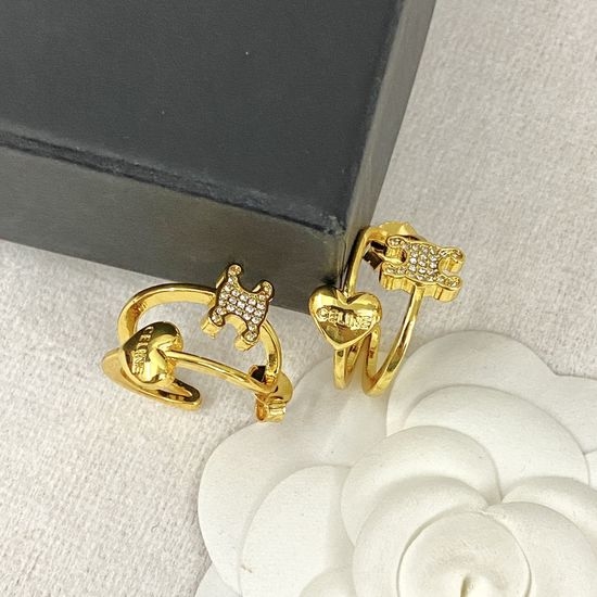 Celine Pave Diamond Heart Curved Stud Earrings