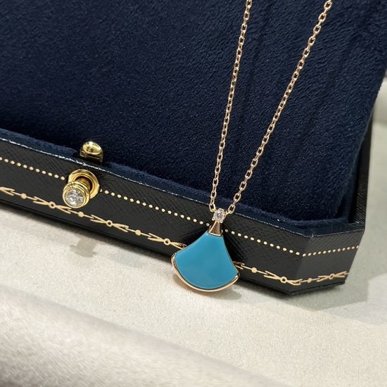 Bottega Veneta BV Turquoise Fan-shaped Small Silver Necklace