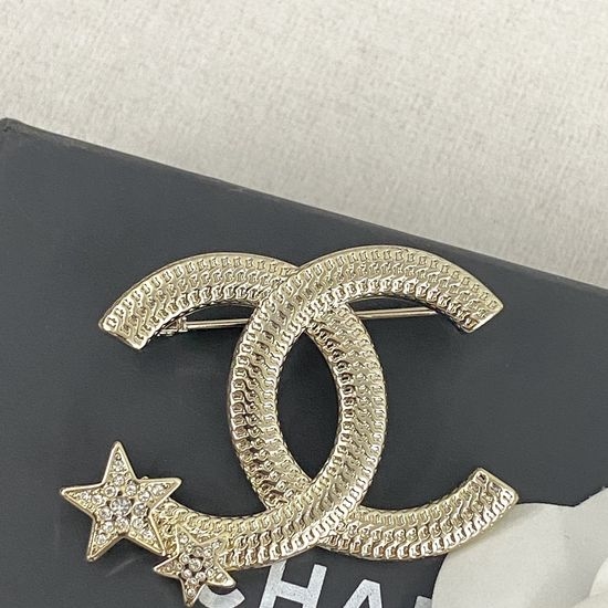 Chanel Starry Double C Golden Brooch with Texture