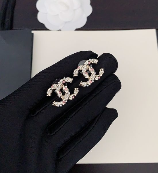 Chanel Pearl Stud Earrings Two Colors