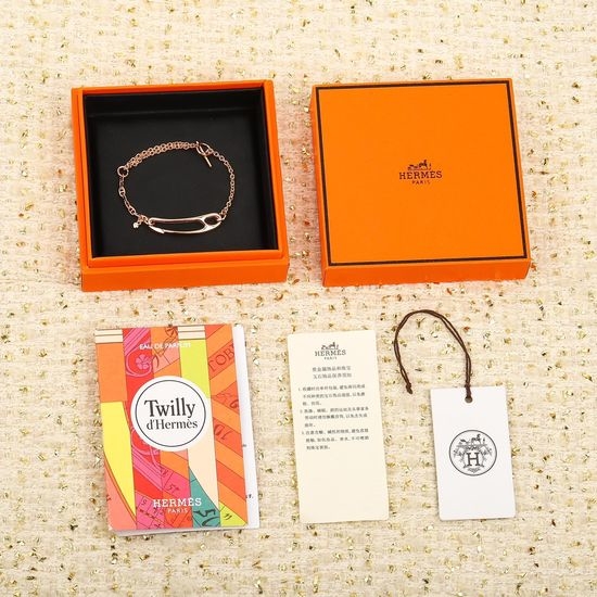 Hermes Interlocking Loop Chain Bracelet