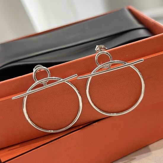 Hermes Smooth Bar Circle Silver Earrings