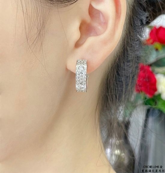 Cartier Full Diamond Wide Earrings