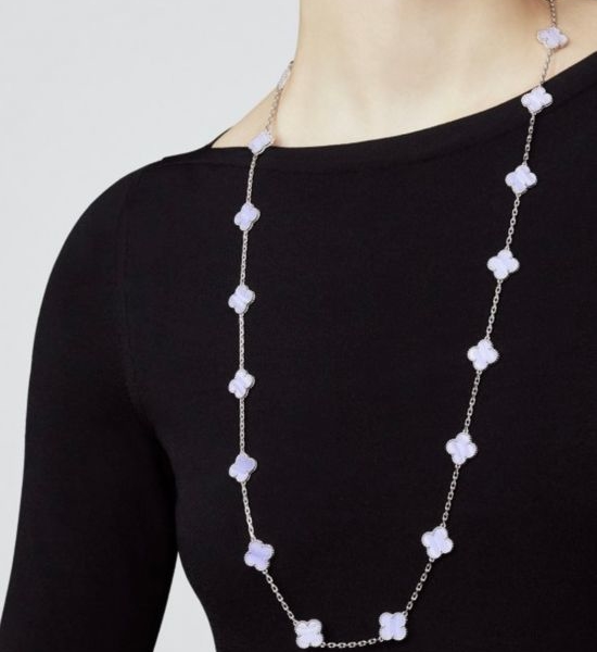 Van Cleef & Arpels VCA Purple Chalcedony Clover Pendant Necklace