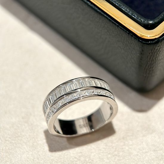 Piaget Dual Row Diamond Narrow Ring