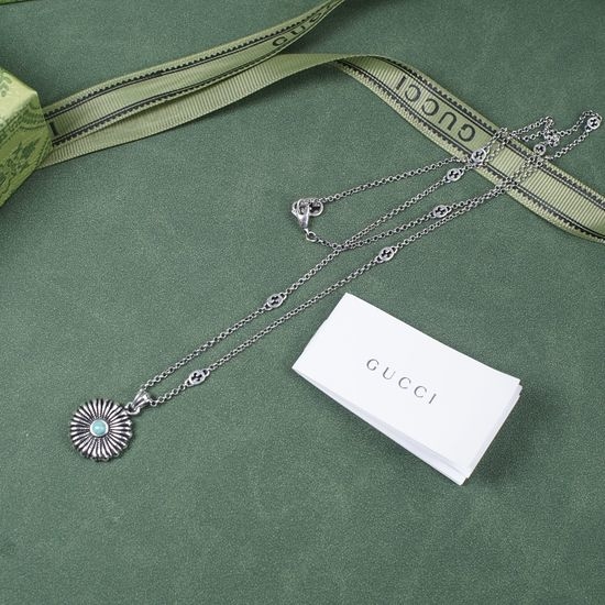Gucci Turquoise Daisy Pattern Silver Necklace