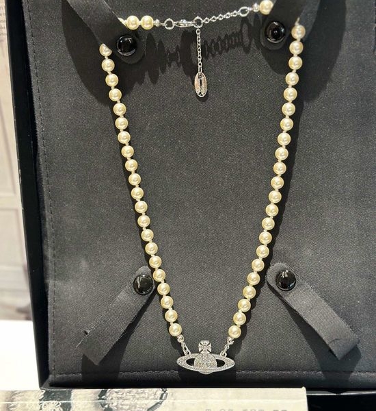 Vivienne Westhood Saturn Flat Pearl Necklace