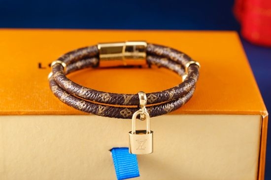 Louis Vuitton LV Magnetic Clasp Leather Bracelet with Pendant