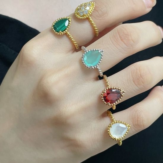 Boucheron Rhodolite Garnet Water Drop Gold Bead Ring