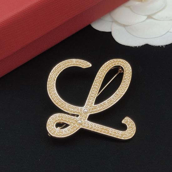 Loewe Classic Pearl Brooch Elegant Design