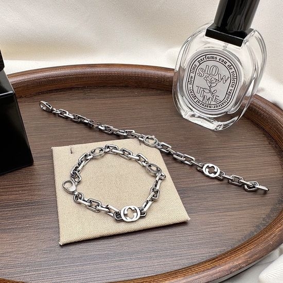 Gucci Vintage Interlocking Pattern Bracelet