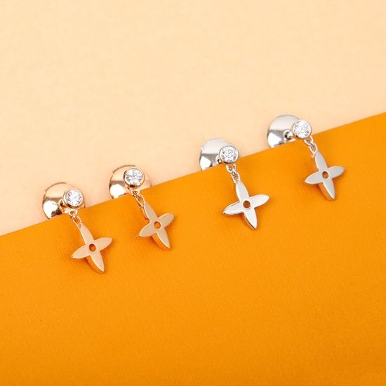 Louis Vuitton LV Exquisitely Carved Simple Style Bracelet