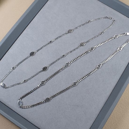 Gucci Interlocking Pendant Chain Necklace