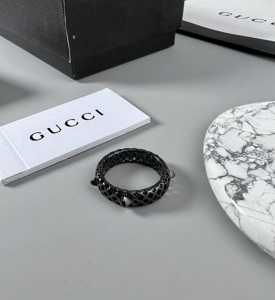 Gucci Matte Black Classic Band Ring