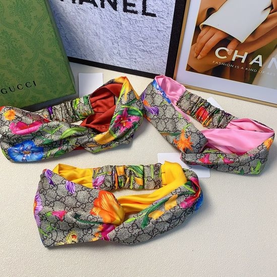 Gucci Classic Embroidered Hair Band