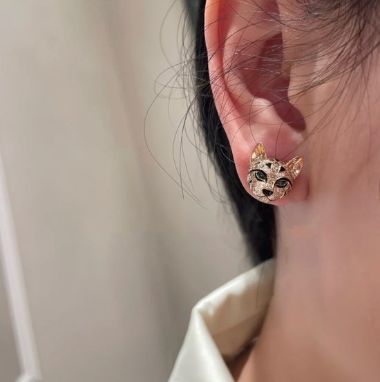 Boucheron Ocelot Shape Inlaid Diamond Stud Earrings