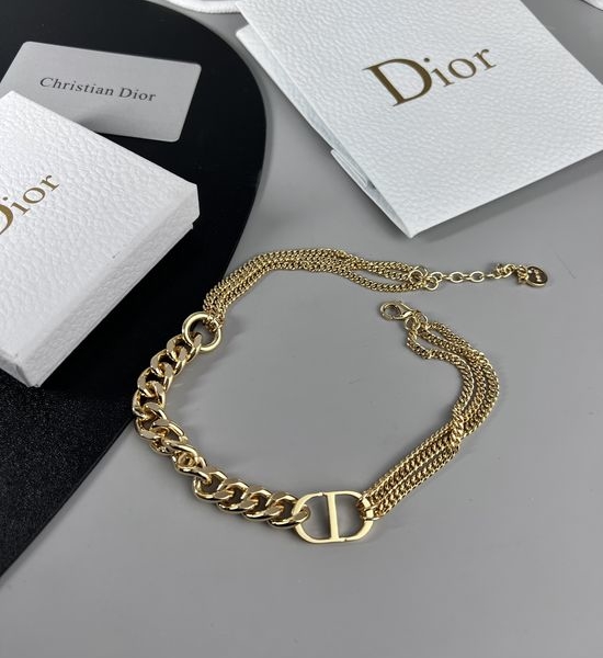 Christian Dior CD Classic Stylish Delicate Necklace