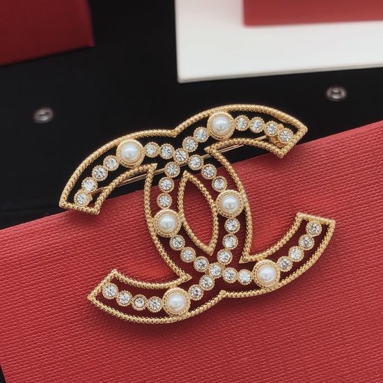 Chanel Bottle Shape Exquisite Brooch