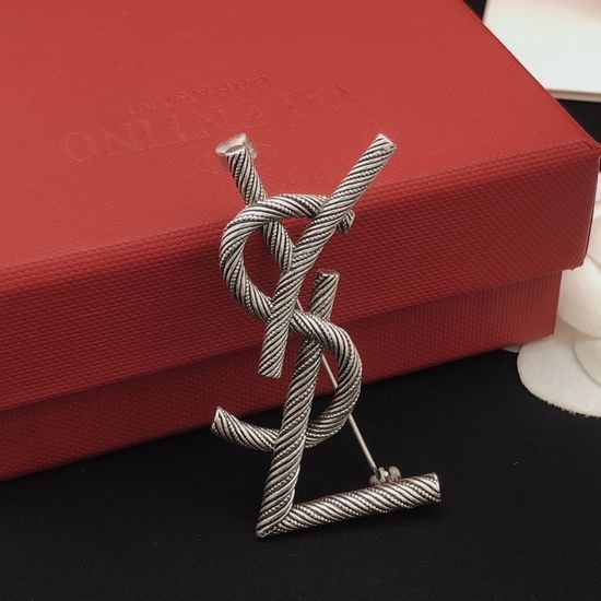 Yves Saint Laurent YSL Elegant Versatile Decorative Brooch