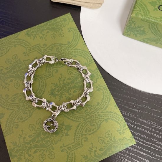 Gucci Classic Decorative Chain Bracelet