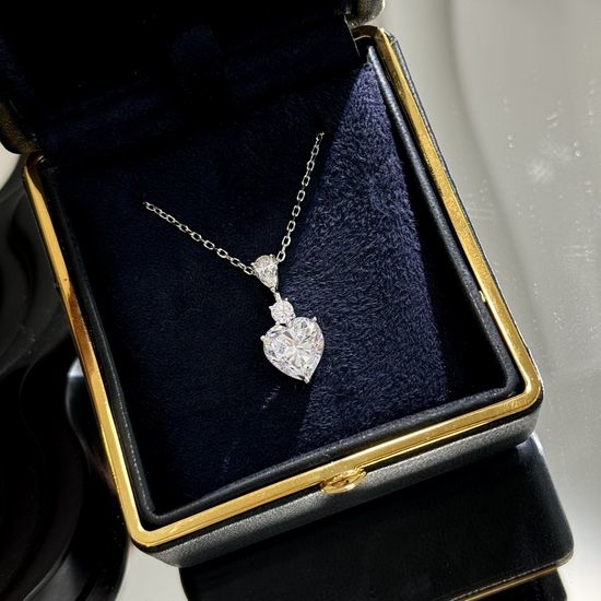 Graff Heart Waterdrop Tassel Pendant Silver Necklace