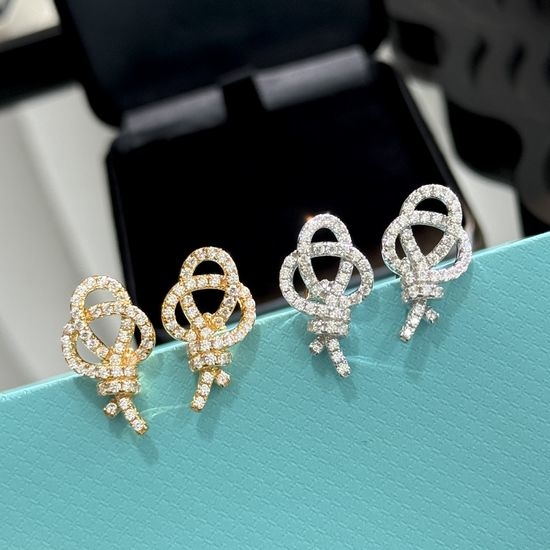 Tiffany & Co. Knot Design Key Earrings Polished Shiny
