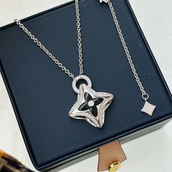 Louis Vuitton LV Full Rhinestone Four Leaf Clover Necklace