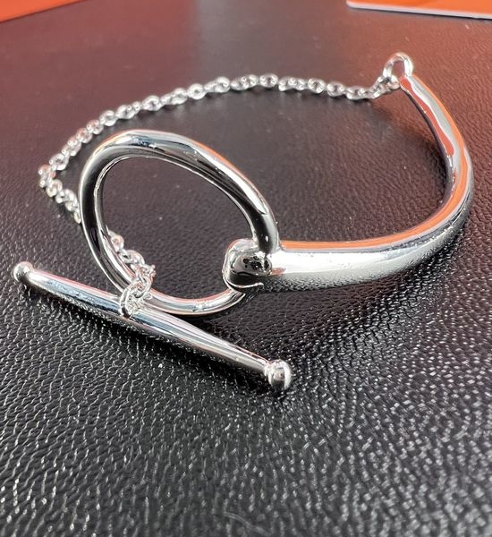 Hermes Exquisite Bangle Jewelry