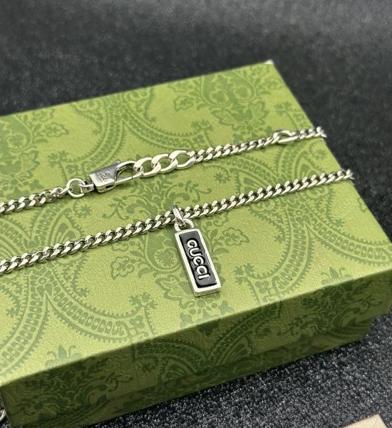 Gucci Natural Stone Pendant Necklace