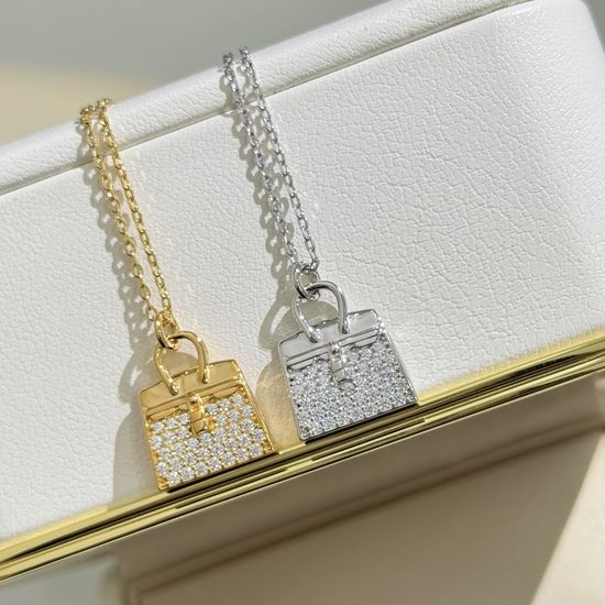 Hermes Handbag Pendant Inlaid Diamond Necklace