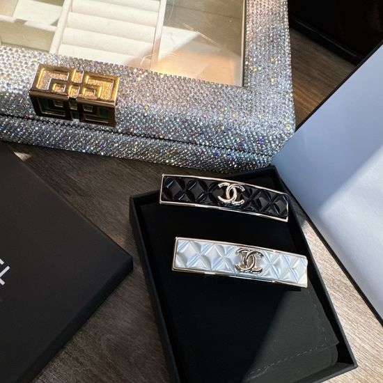 Chanel Quilted Resin Hair Clip
