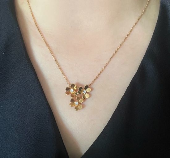 Van Cleef & Arpels VCA Polished Three Clover Necklace Classic