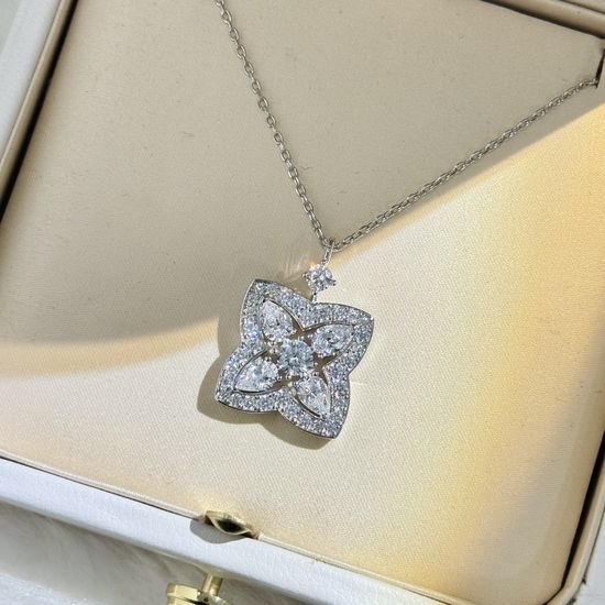 De Beers Lotus Silver Jewelry Set