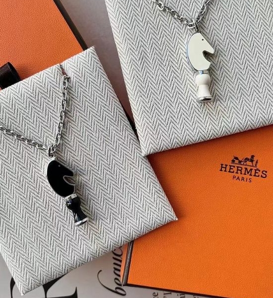Harry Winston Classic Chess Knight Pendant Necklace