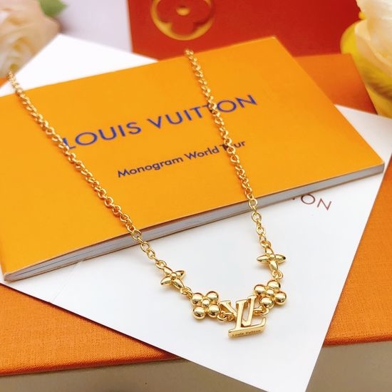 Louis Vuitton LV Smooth Surface Necklace Brass Material