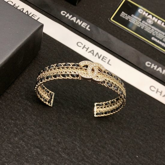 Chanel Sparkly Delicate Premium Bangle