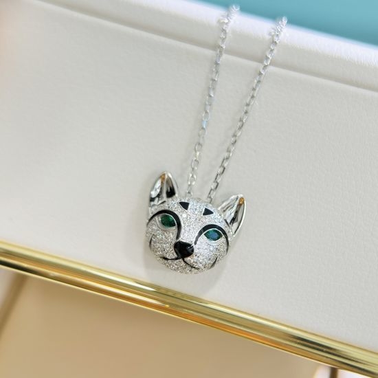 Boucheron Cat Shape Gemstone Inlaid Silver Necklace