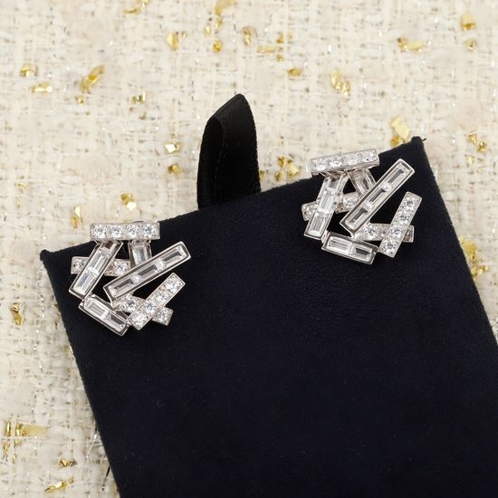 Harry Winston Interwoven Diamond Stud Earrings