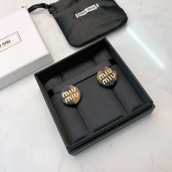 Miu Miu Simple Daily Wear Fashion Stud Earrings