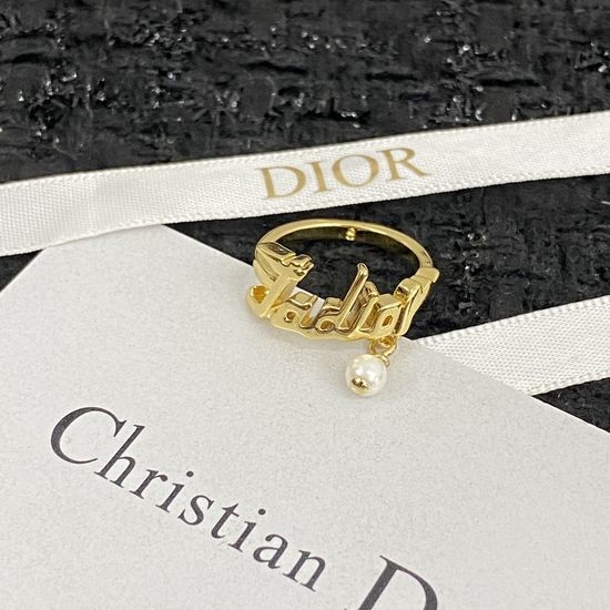 Christian Dior CD Delicate Versatile Daily Wear Ring