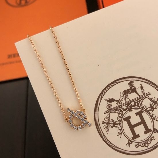 Hermes Elegant Pig Nose Diamond Necklace