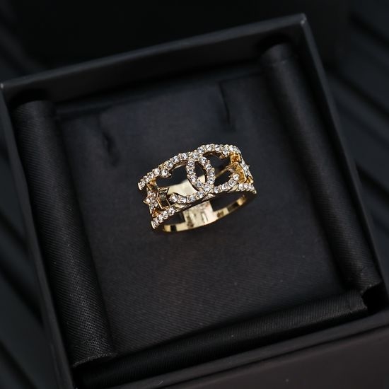 Chanel Hollow Star Ring Shiny Elegant Design
