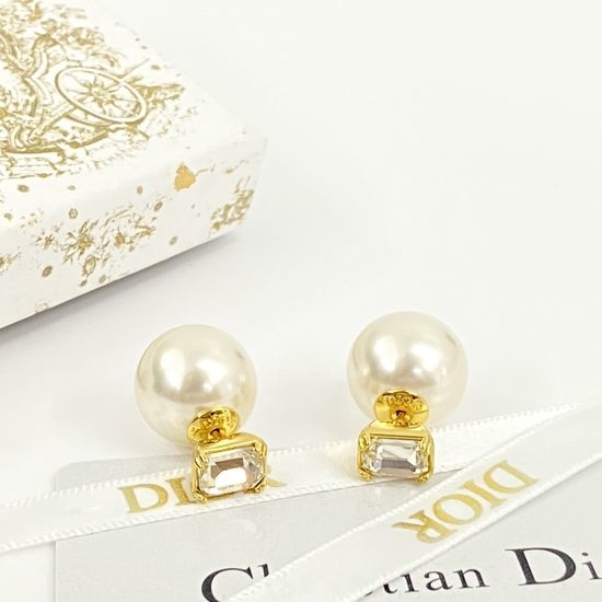 Christian Dior CD Crystal Pearl Elegant Stud Earrings