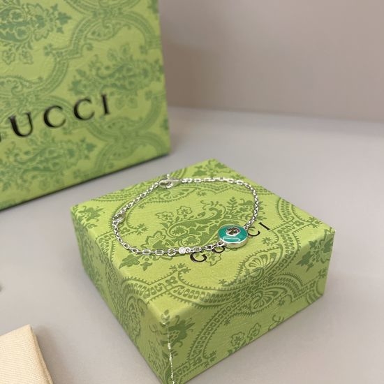Gucci White Gold Interlocking Bracelet