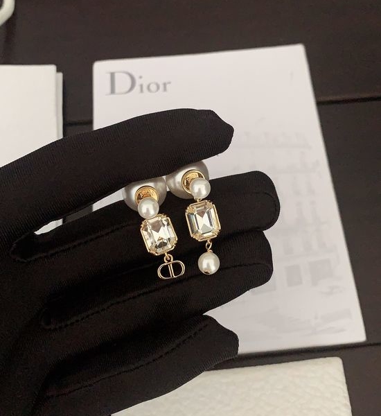 Christian Dior CD Pearl Square Diamond Earrings Classic